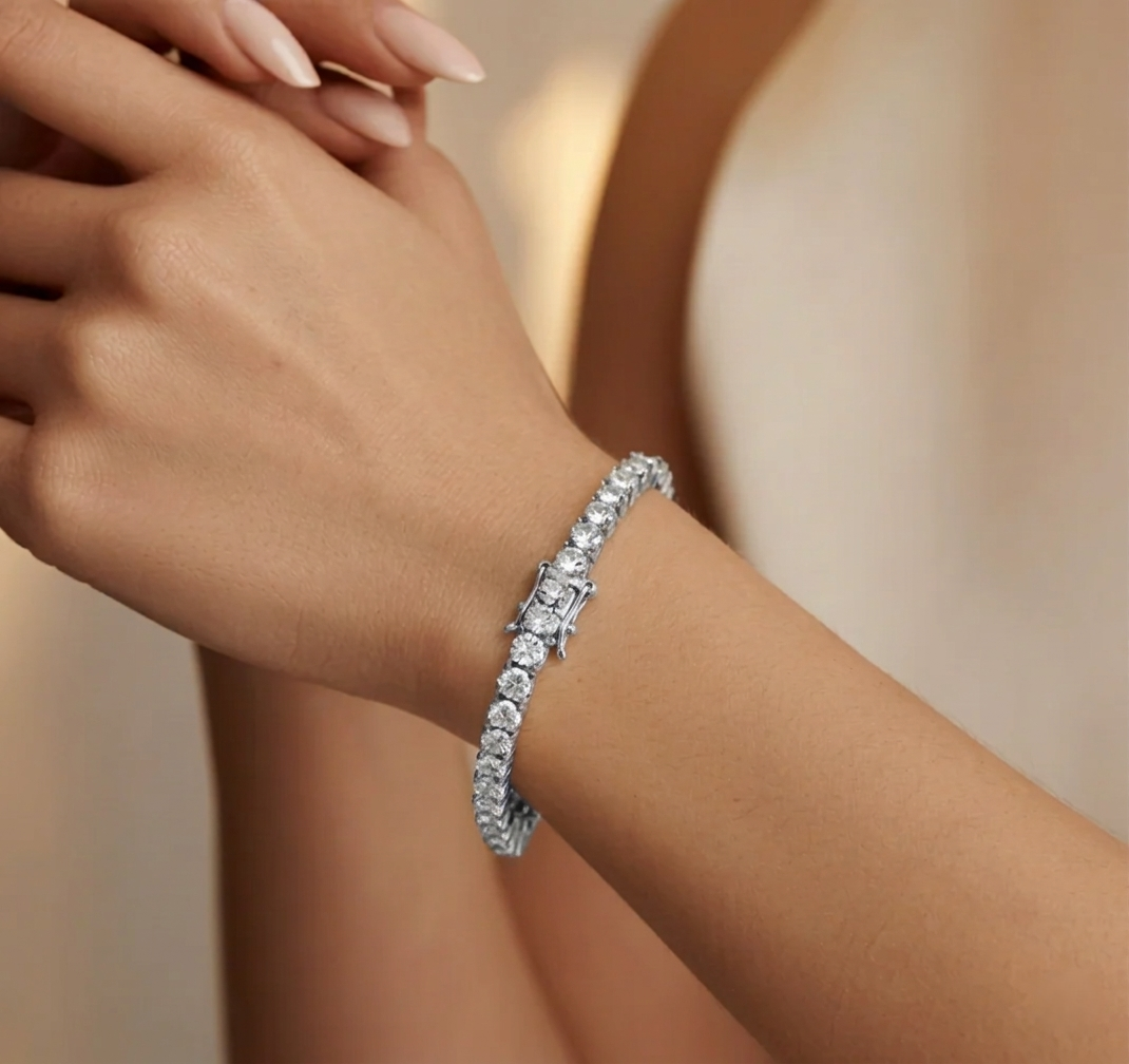 The Modern Bride’s Trousseau: Balancing Contemporary Elegance with Traditional Heritage