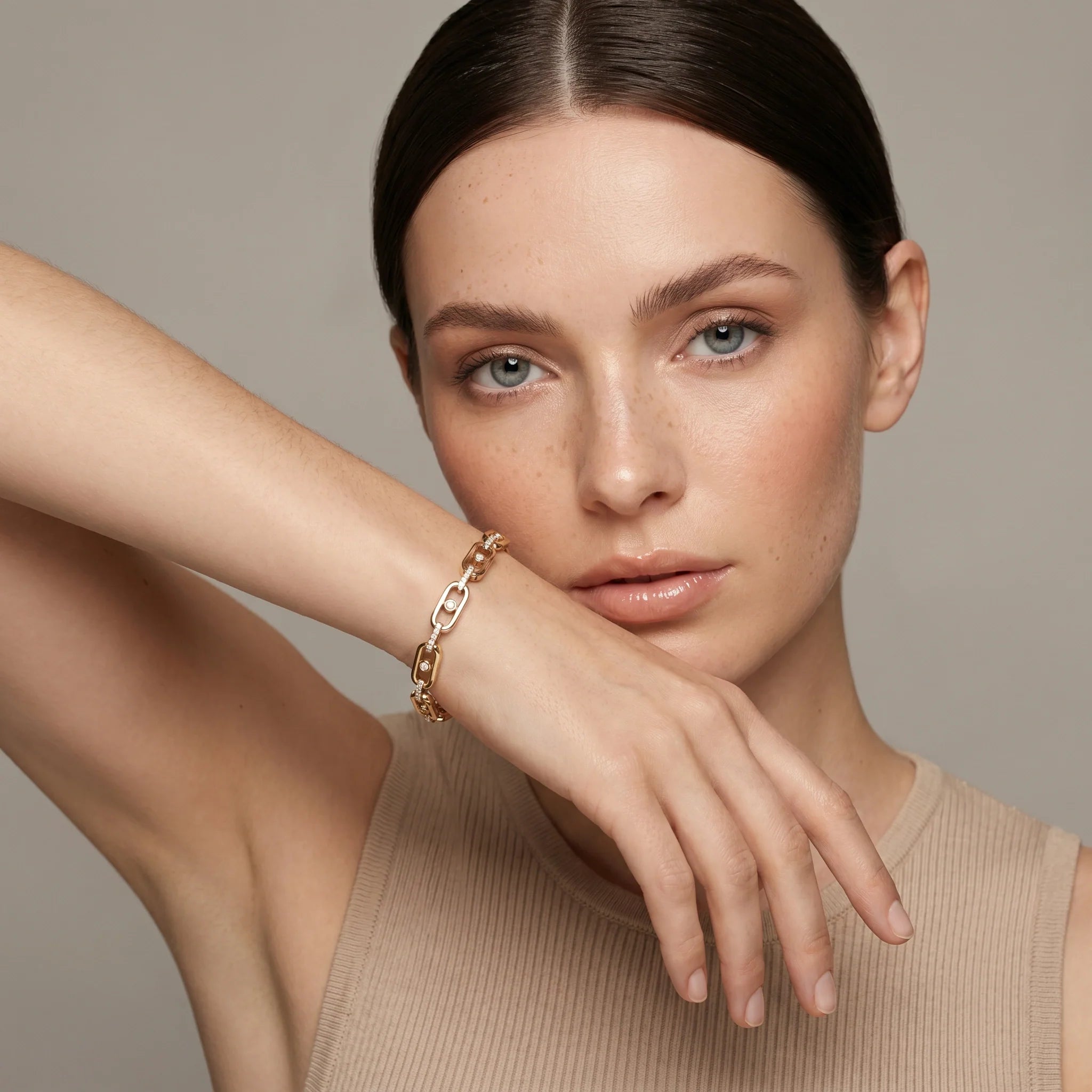 Gold Orbit Link Bracelet