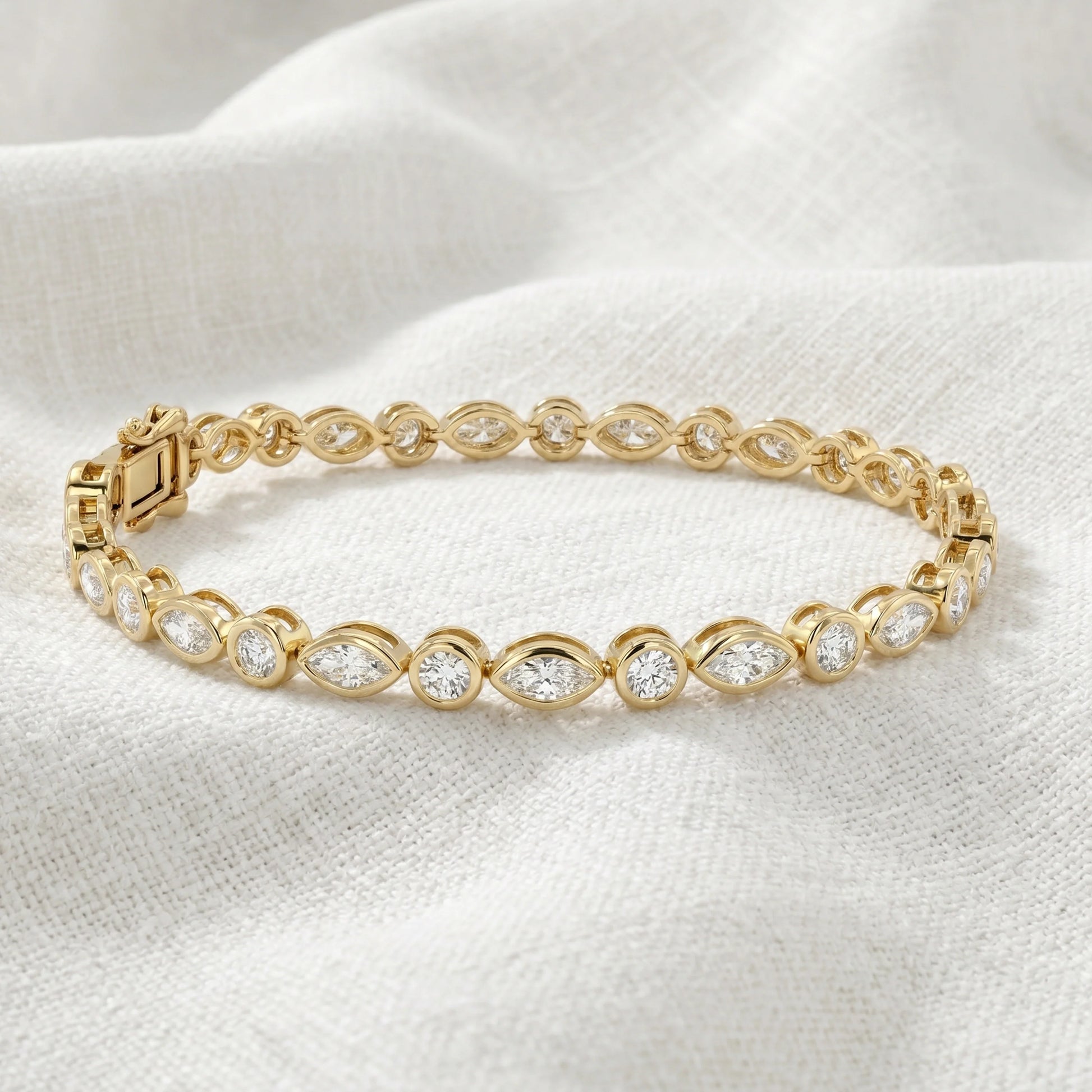 Magestic Duo Bezelle Tennis Bracelet