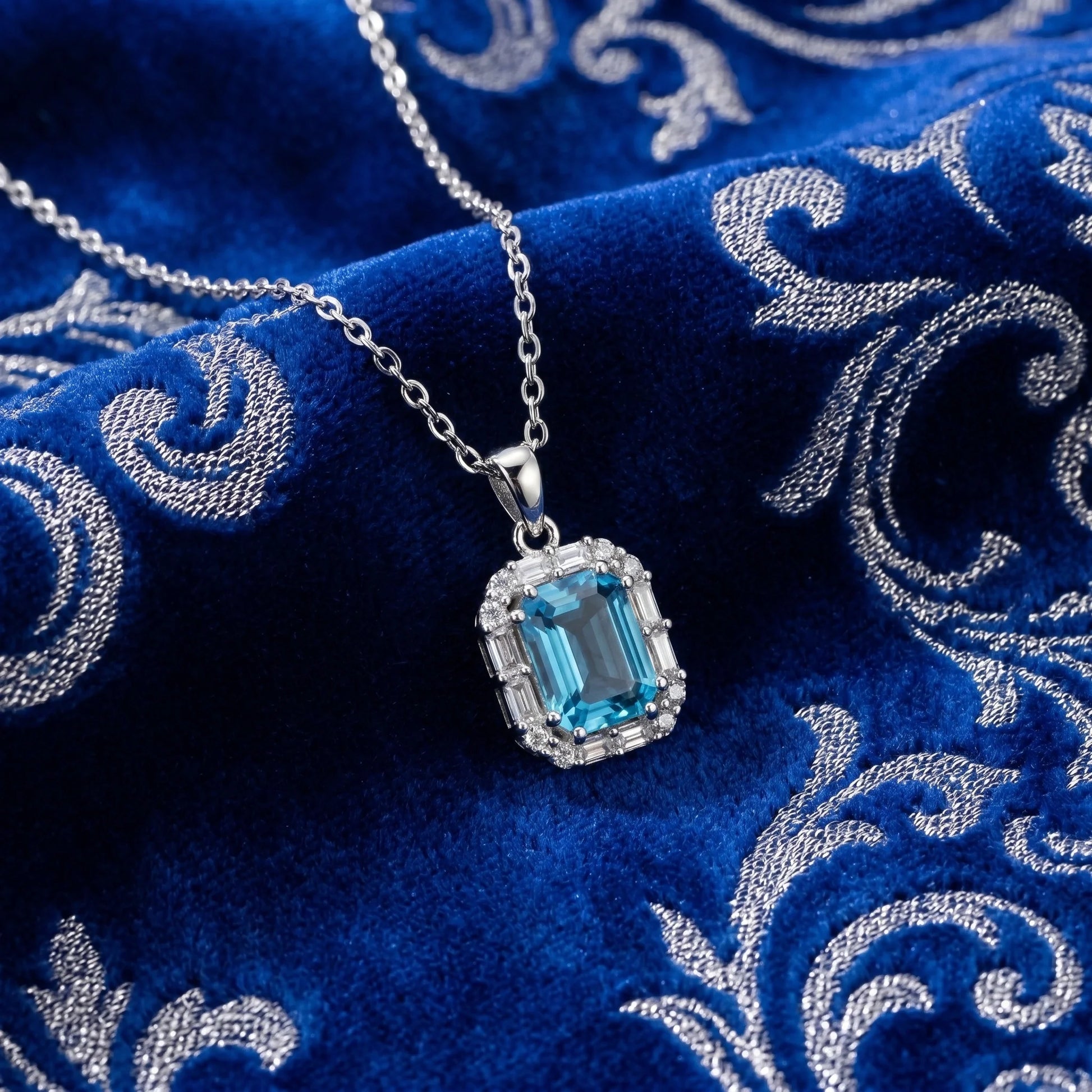Silver Ocean Halo Pendant